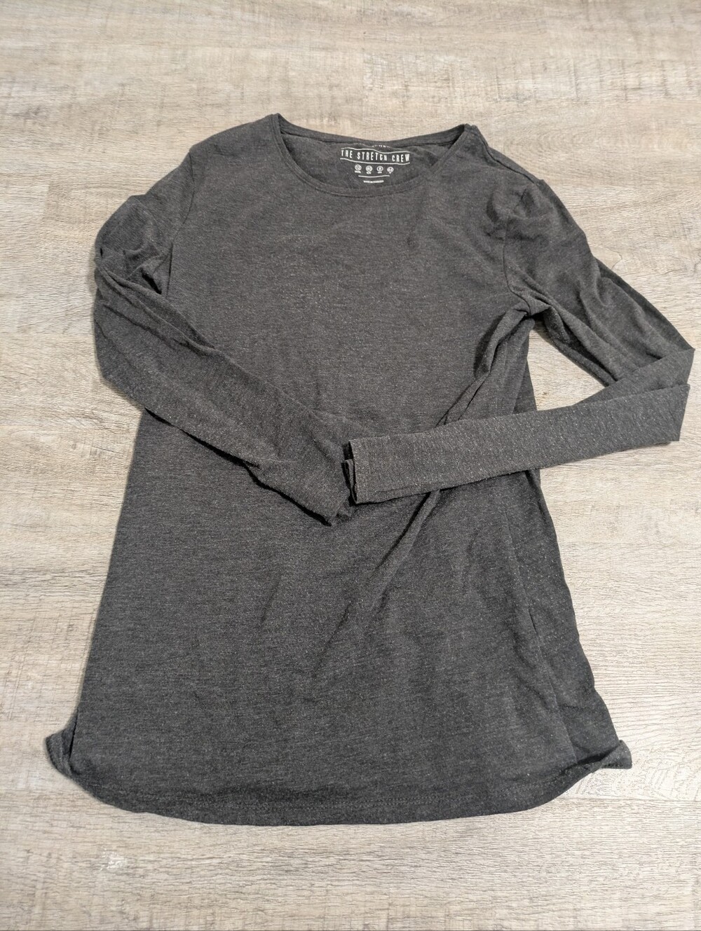 Atmosphere The Stretch Crew Gray Long Sleeve T-shirt Size 8